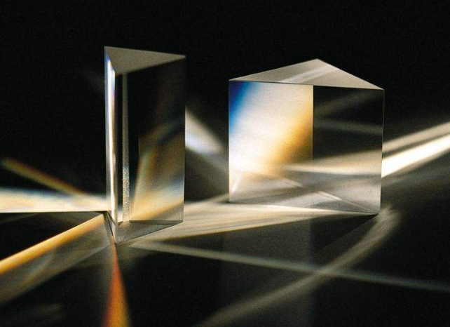 自動化檢測設備廠家機械手整列玻璃品項目