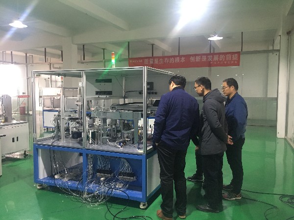 墊片全檢機(jī)現(xiàn)場驗(yàn)收—無錫挪亞方舟智能裝備