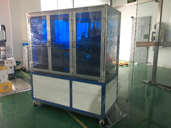 專車提貨發往南京動車閘片自動分解機—挪亞方舟