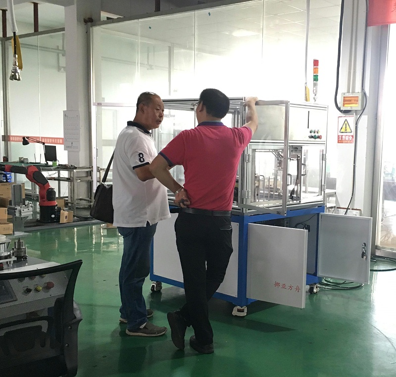 挪亞方舟自動化檢測設備—客戶來訪